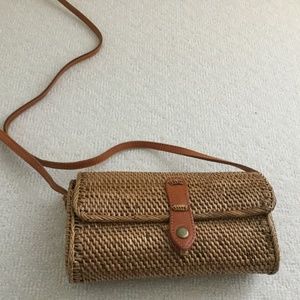 Crossbody bag